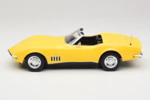 Chevrolet Corvette C3 Kabriolets Daytona Yellow Norev 1:18 189039 Metāls — attēls 3 no 6
