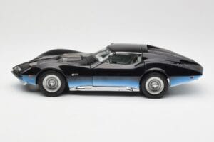 Chevrolet Corvette Manta Ray Zils AUTOart 1:18 71041 Metāls — attēls 4 no 8