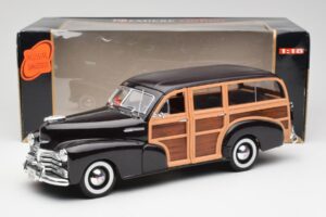 Chevrolet Fleetmaster Woody Brūns Maisto 1:18 36854 Metāls — attēls 8 no 8