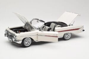 Chevrolet Impala Kabriolets Balts Sun Star 1:18 3405 Metāls — attēls 2 no 8