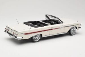 Chevrolet Impala Kabriolets Balts Sun Star 1:18 3405 Metāls — attēls 3 no 8