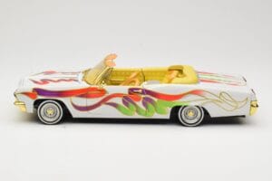 Chevrolet Impala Lowrider White Metallic Hot Wheels 1:18 27635 Metāls — attēls 4 no 8