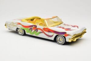 Chevrolet Impala Lowrider White Metallic Hot Wheels 1:18 27635 Metāls — attēls 6 no 8