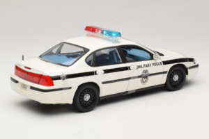 Chevrolet Impala Military Police Maisto 1:18 36611 Metāls — attēls 2 no 6