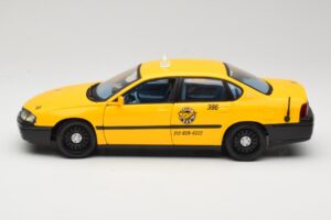 Chevrolet Impala Taksometrs Maisto 1:18 36617 Metāls — attēls 4 no 8