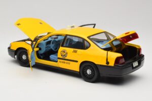 Chevrolet Impala Taksometrs Maisto 1:18 36617 Metāls — attēls 5 no 8
