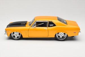 Chevrolet Nova SS Zelts Maisto 1:18 31083 Metāls — attēls 4 no 8