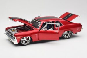 Chevrolet Nova SS Coupe Sarkans Maisto 1:18 31083-M1 Metāls — attēls 2 no 8
