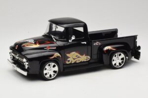 Chevrolet Old School Cody Project Truck & Chopper Set Joyride 1:18 33911 Metāls