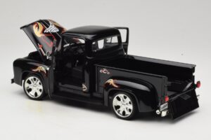 Chevrolet Old School Cody Project Truck & Chopper Set Joyride 1:18 33911 Metāls — attēls 5 no 8