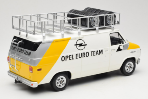 Opel Manta 400 Group B Rally Tour de Corse 1984 Ar Chevrolet G30 Servisa Furgonu Otto 1:18 OT491 Sveķi — attēls 5 no 13