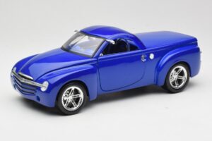 Chevrolet SSR Concept Zils Maisto 1:18 531612 Metāls