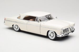 Chrysler 300B Balts Maisto 1:18 531897 Metāls — attēls 6 no 8