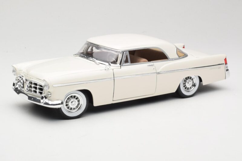 Chrysler 300B Balts Maisto 1:18 531897 Metāls