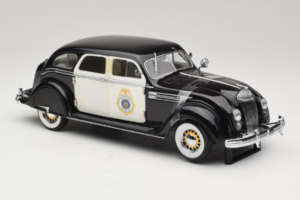 Chrysler Airflow Policijas Auto Signature Models 1:18 CCSM01 Metāls — attēls 4 no 6