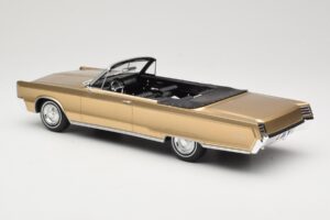 Chrysler Newport Kabriolets Gold Metallic BoS Models 1:18 BOS273 Sveķi — attēls 5 no 6