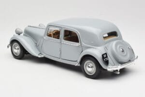 Citroen 15CV 6 Cyl Pelēks Maisto 1:18 50313 Metāls — attēls 7 no 8
