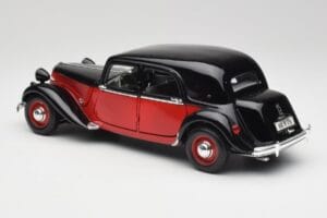 Citroen 15CV 6 Cyl Melns & Sarkans Valmy Maisto 1:18 56009 Metāls — attēls 7 no 8