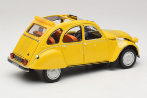 Citroen 2CV 6 Club Mimosa Yellow Norev 1:18 181496 Metāls — attēls 2 no 6