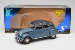 Citroen 2CV Bleu Nuit Solido 1:18 8028 Metāls — attēls 6 no 6