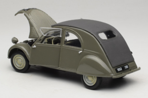 Citroen 2CV Zaļš Maisto 1:18 50289 Metāls — attēls 5 no 8