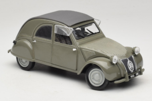 Citroen 2CV Zaļš Maisto 1:18 50289 Metāls — attēls 6 no 8