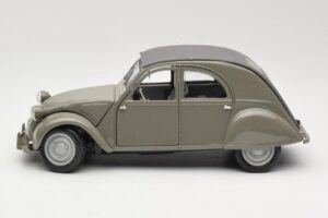 Citroen 2CV Pelēks Maisto 1:18 31834 Metāls — attēls 4 no 8