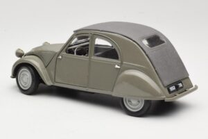 Citroen 2CV Pelēks Maisto 1:18 31834 Metāls — attēls 7 no 8