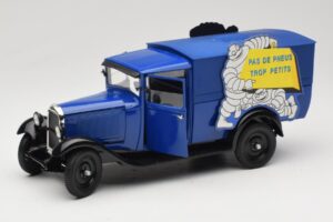 Citroen C4 F Pas de Pneus Trop Petit Zils Solido 1:18 151235-00 Metāls — attēls 2 no 8