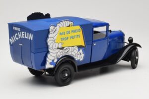 Citroen C4 F Pas de Pneus Trop Petit Zils Solido 1:18 151235-00 Metāls — attēls 3 no 8
