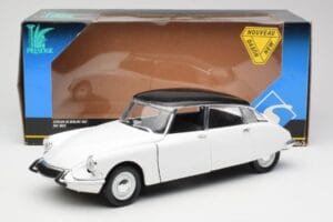 Citroen DS Berline Blanc Meije Solido 1:18 8033 Metāls — attēls 8 no 8