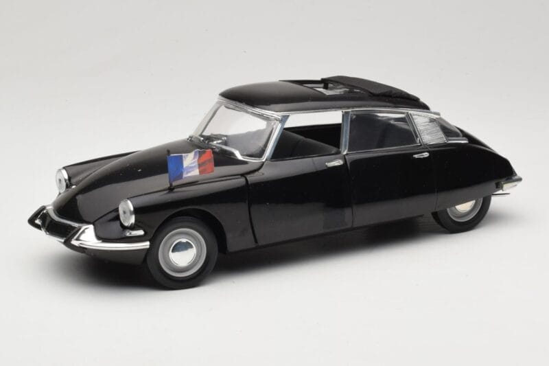 Citroen DS Presidentielle Pelēks Solido 1:18 8035 Metāls