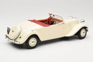 Citroen Traction Avant 11B Kabriolets Krēmkrāsas Norev 1:18 181440 Metāls — attēls 2 no 6