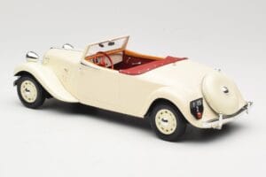 Citroen Traction Avant 11B Kabriolets Krēmkrāsas Norev 1:18 181440 Metāls — attēls 5 no 6