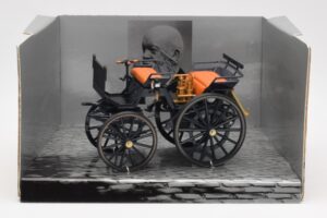 Daimler Motorkutsche 1886 Minichamps 1:24 B66040002 Metāls