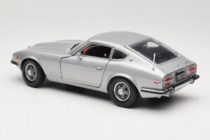Datsun 240Z S30 Sudrabs Sun Star 1:18 3503 Metāls — attēls 7 no 8