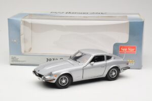 Datsun 240Z S30 Sudrabs Sun Star 1:18 3503 Metāls — attēls 8 no 8