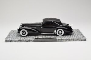 Delage D8-120 Kabriolets Melns Minichamps 1:18 107115131 Metāls — attēls 3 no 6