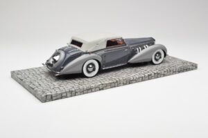 Delage D8 120 Kabriolets Pelēks & Tumši Pelēks Minichamps 1:18 107115134 Metāls — attēls 2 no 6