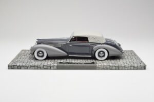 Delage D8 120 Kabriolets Pelēks & Tumši Pelēks Minichamps 1:18 107115134 Metāls — attēls 3 no 6