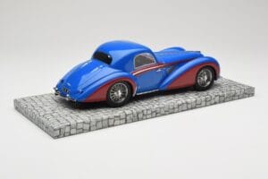 Delahaye Type 145 V12 Coupe Zils Sarkans Minichamps 1:18 107116121 Sveķi — attēls 2 no 6