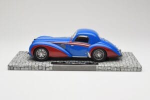 Delahaye Type 145 V12 Coupe Zils Sarkans Minichamps 1:18 107116121 Sveķi — attēls 3 no 6