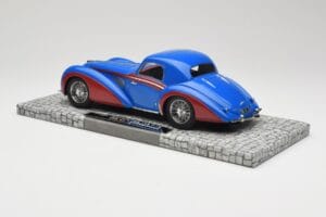 Delahaye Type 145 V12 Coupe Zils Sarkans Minichamps 1:18 107116121 Sveķi — attēls 5 no 6
