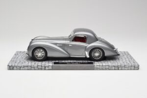 Delahaye Type 145 V12 Coupe Mullin Museum Minichamps 1:18 107116120 Metāls — attēls 3 no 6