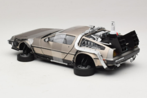 DeLorean DMC-12 Back to the Future Time Machine Sun Star 1:18 2710 Metāls — attēls 5 no 6