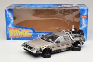 DeLorean DMC-12 Back to the Future Time Machine Sun Star 1:18 2710 Metāls — attēls 6 no 6