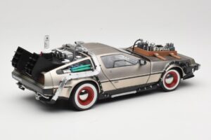 DeLorean DMC-12 Back to the Future Part III Sun Star 1:18 2712 Metāls — attēls 3 no 8