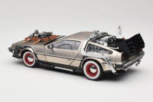 DeLorean DMC-12 Back to the Future Part III Sun Star 1:18 2712 Metāls — attēls 7 no 8