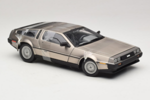 DeLorean DMC-12 Sudrabs Sun Star 1:18 2703 Metāls — attēls 4 no 6