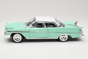 DeSoto Adventurer Zaļš American Mint 1:18 92738 Metāls — attēls 4 no 8